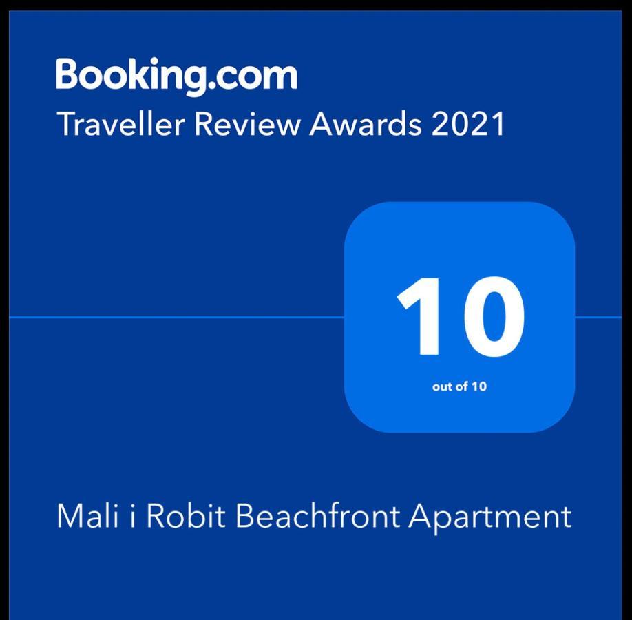 Mali I Robit Beachfront Apartment 格勒姆 外观 照片